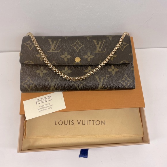 Louis Vuitton Handbags - ⚡️⚡️💯 AUTH Louis Vuitton Sarah wallet WOC⚡️⚡️